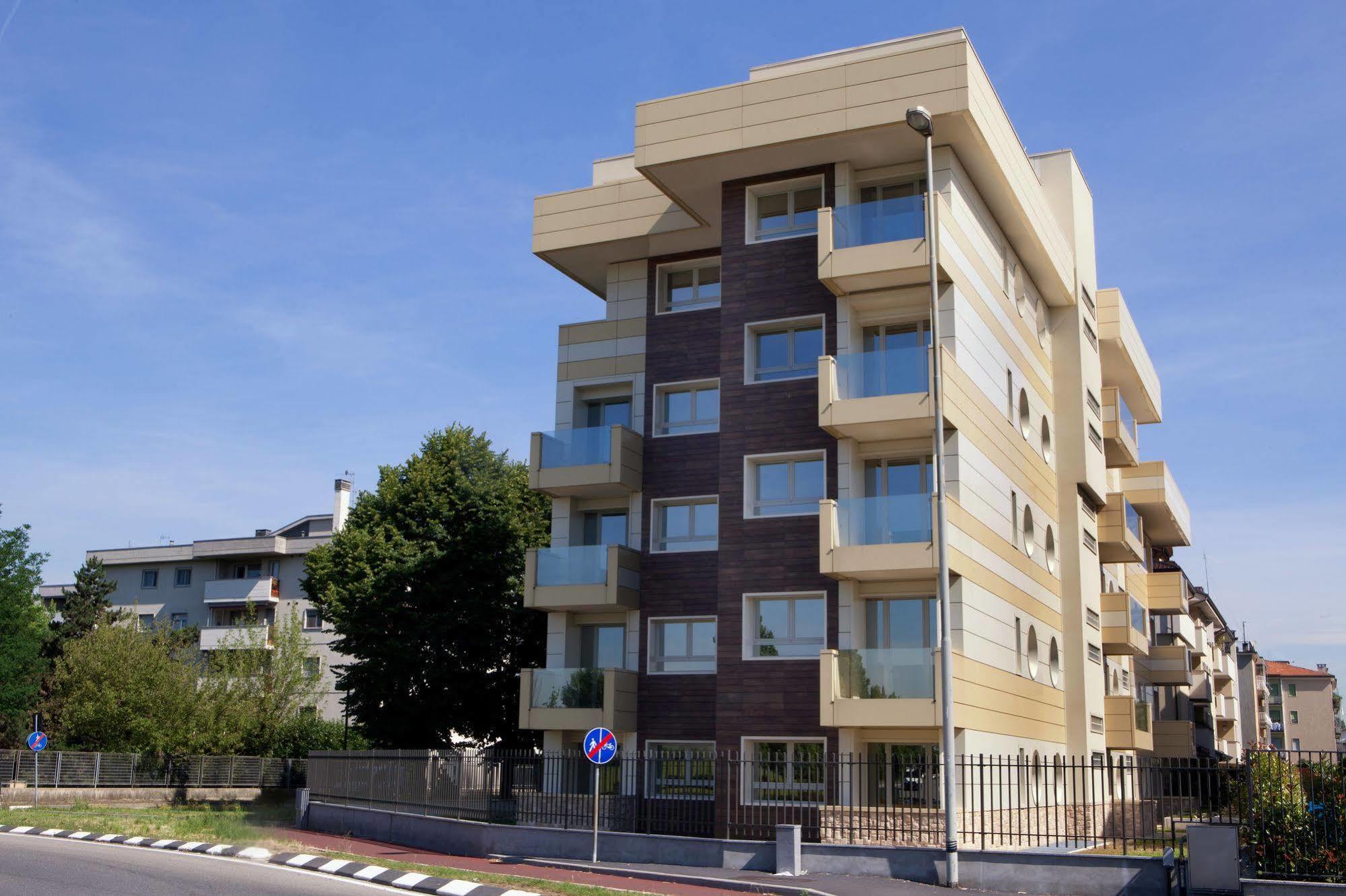 Residence Le Querce Cernusco Sul Naviglio Eksteriør bilde